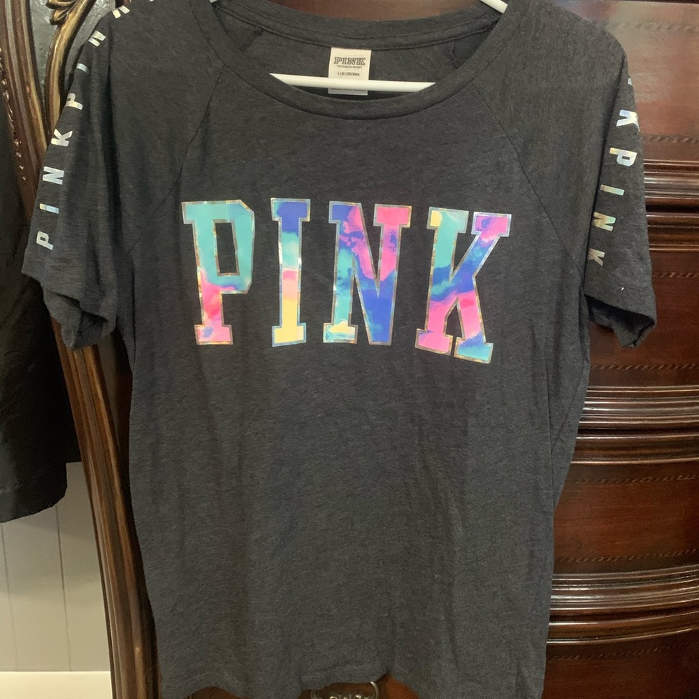 pink shirt